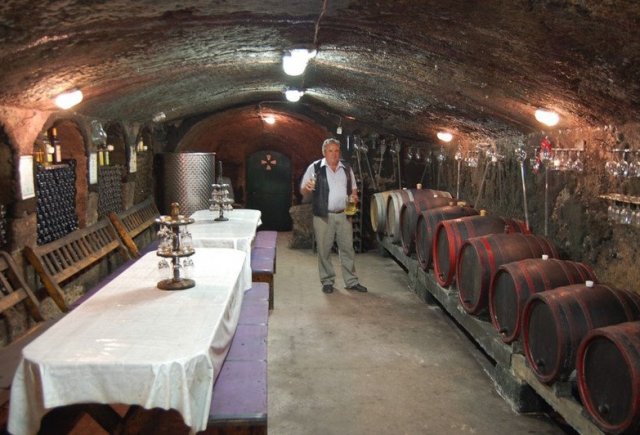 4705607_3bfb2d004688362b9c06803e5155c128_l