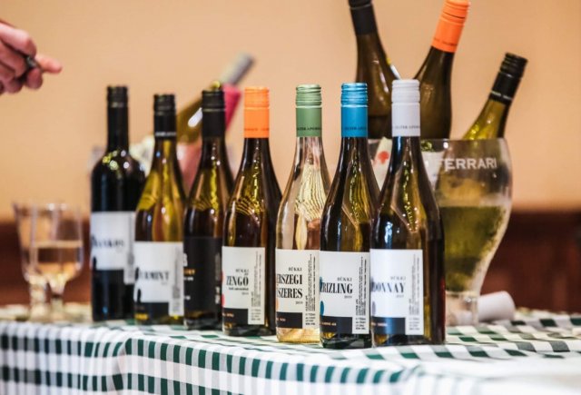 ef48a3e0-0e82-400c-9352-1c882edd2977